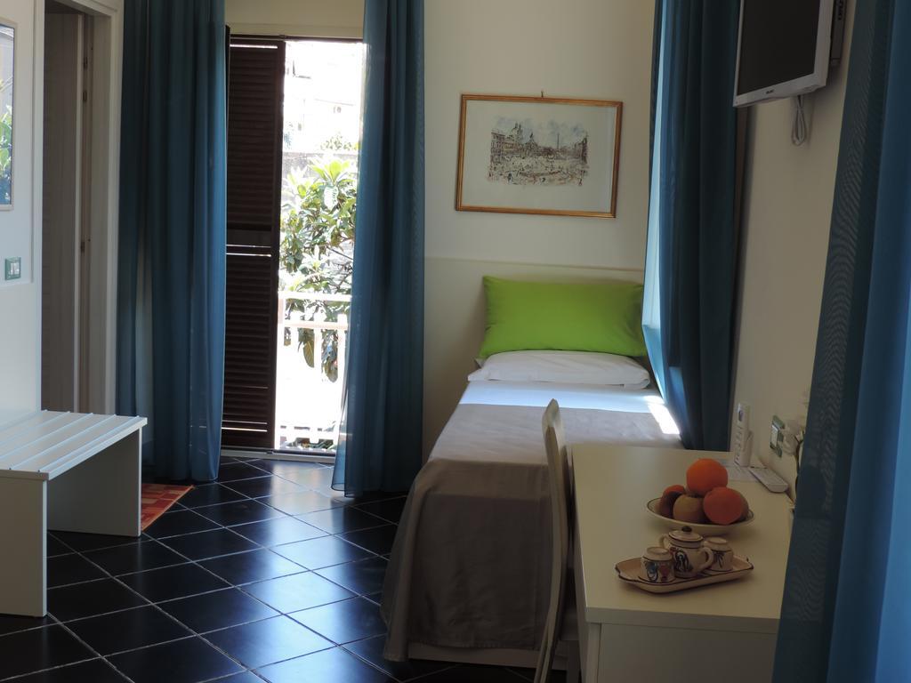 Campanile Suites-Alloggio Turistico Roma Esterno foto