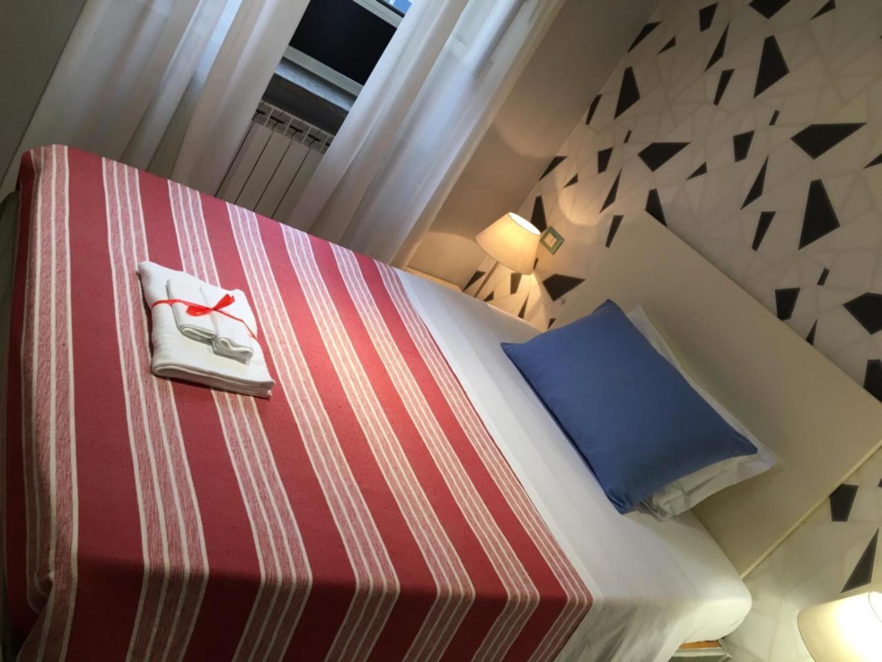 Campanile Suites-Alloggio Turistico Roma Esterno foto